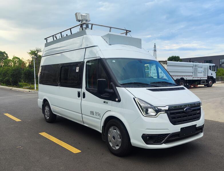 江铃福特指挥车